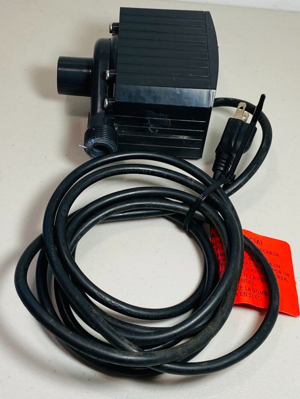 Danner Pondmaster Model 9.5 Submersible Pump 115V/60HZ/93WATTS/1.33AMPS VGUC